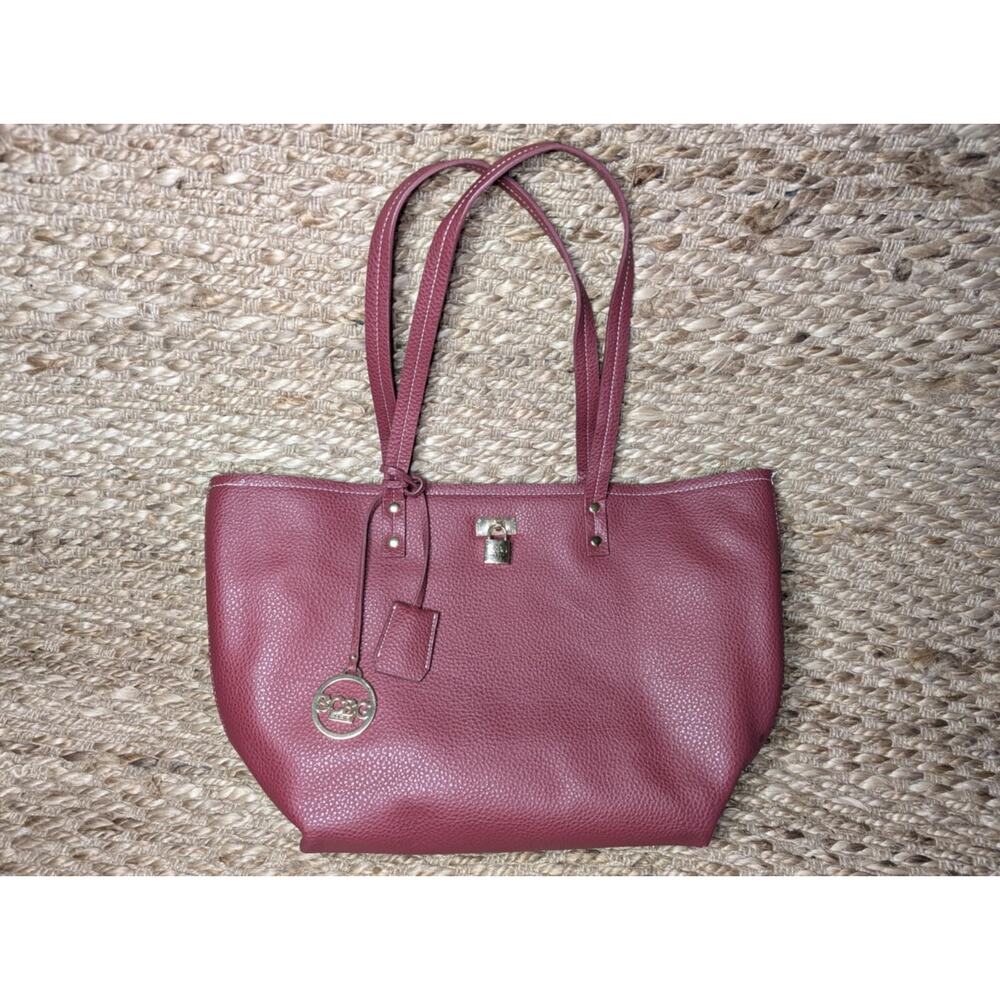BCBG Paris Red Pebbled Faux Leather Open Shoulder Tote Bag & Crossbody Bag - Picture 2 of 16